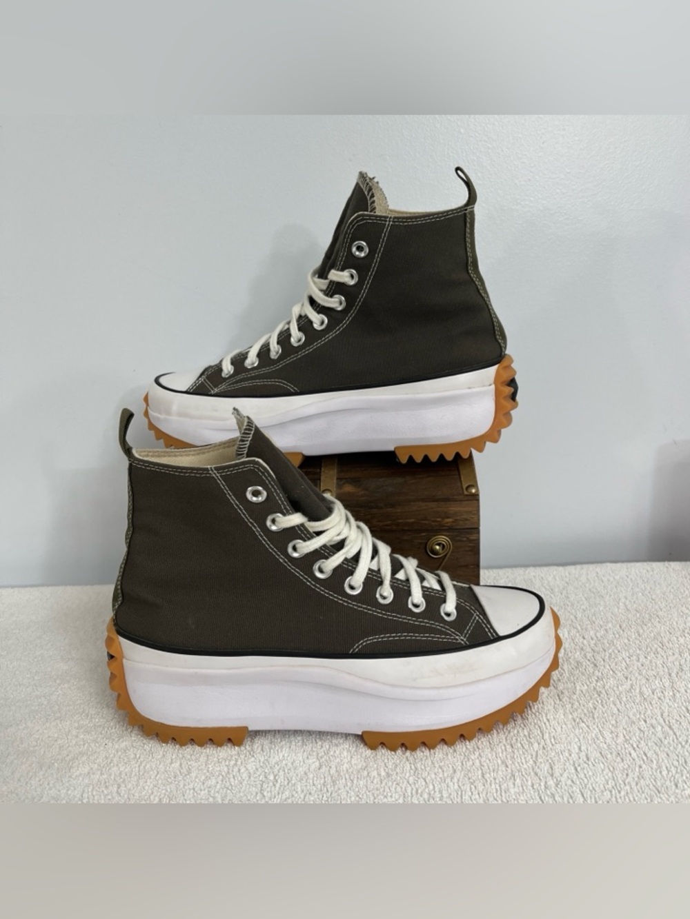 Converse Unisex Chuck Taylor All Star Platform W 9  M 7.5 Shoes Sneakers Wedge